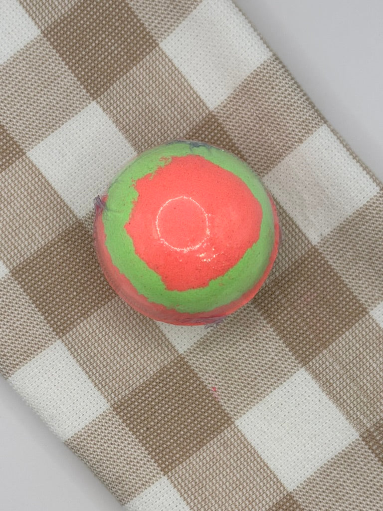 Bath Bomb | Red Frogs W toy