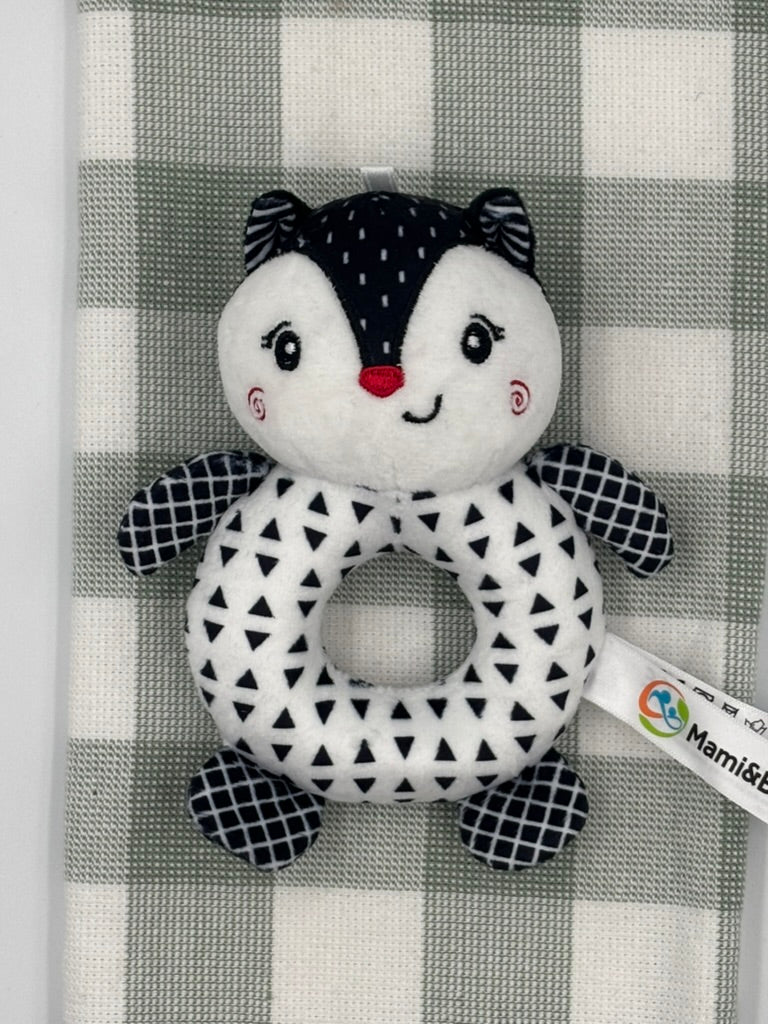 Black & White Rattle| Fox