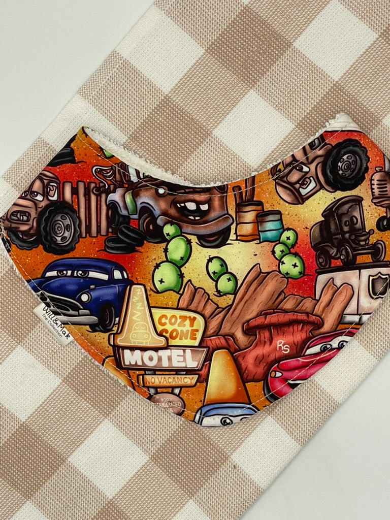Baby Bib | Cars V