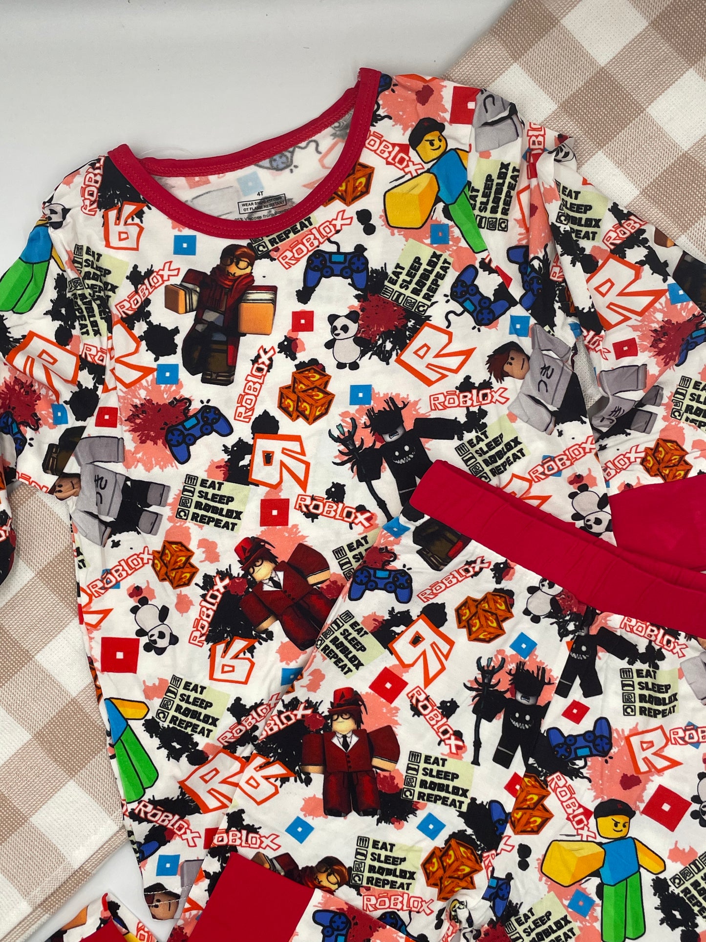 2pcs Bamboo Winter sets | Roblox