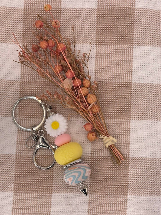 Keychains | White Flower Connecting to country