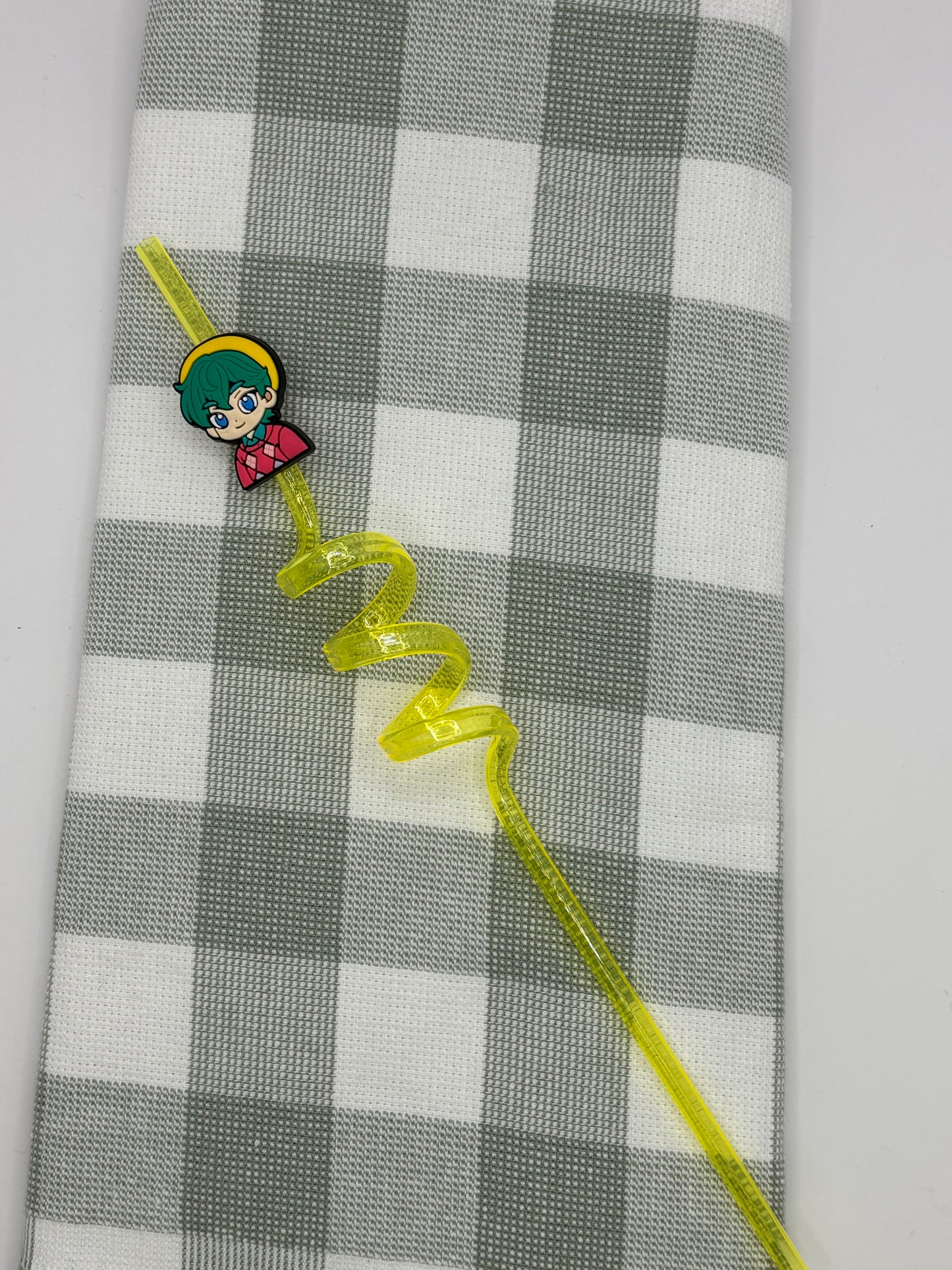 K-Pop Swirly Straw Baby