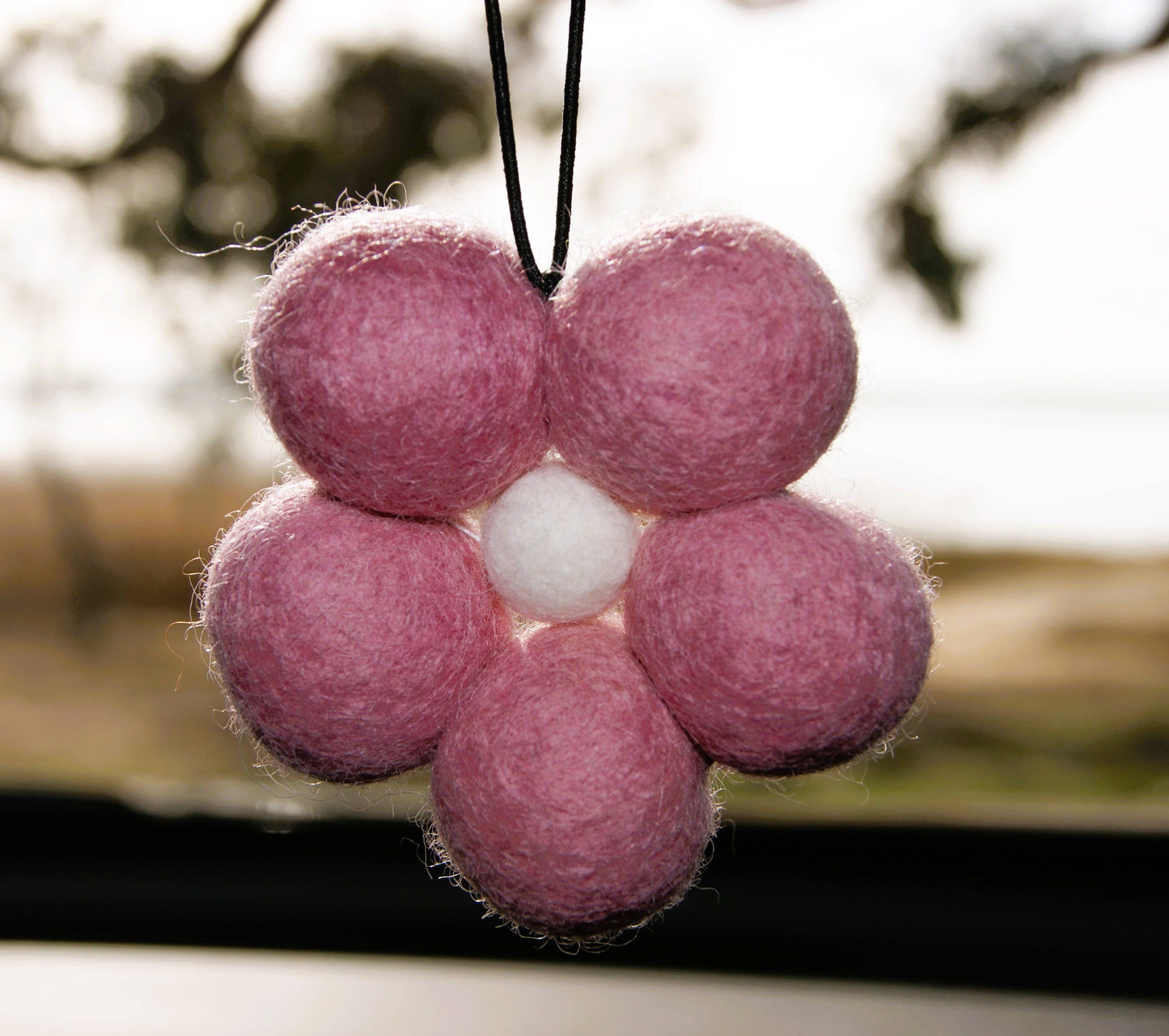 Dusty Pink Daisy Fresh Ballz